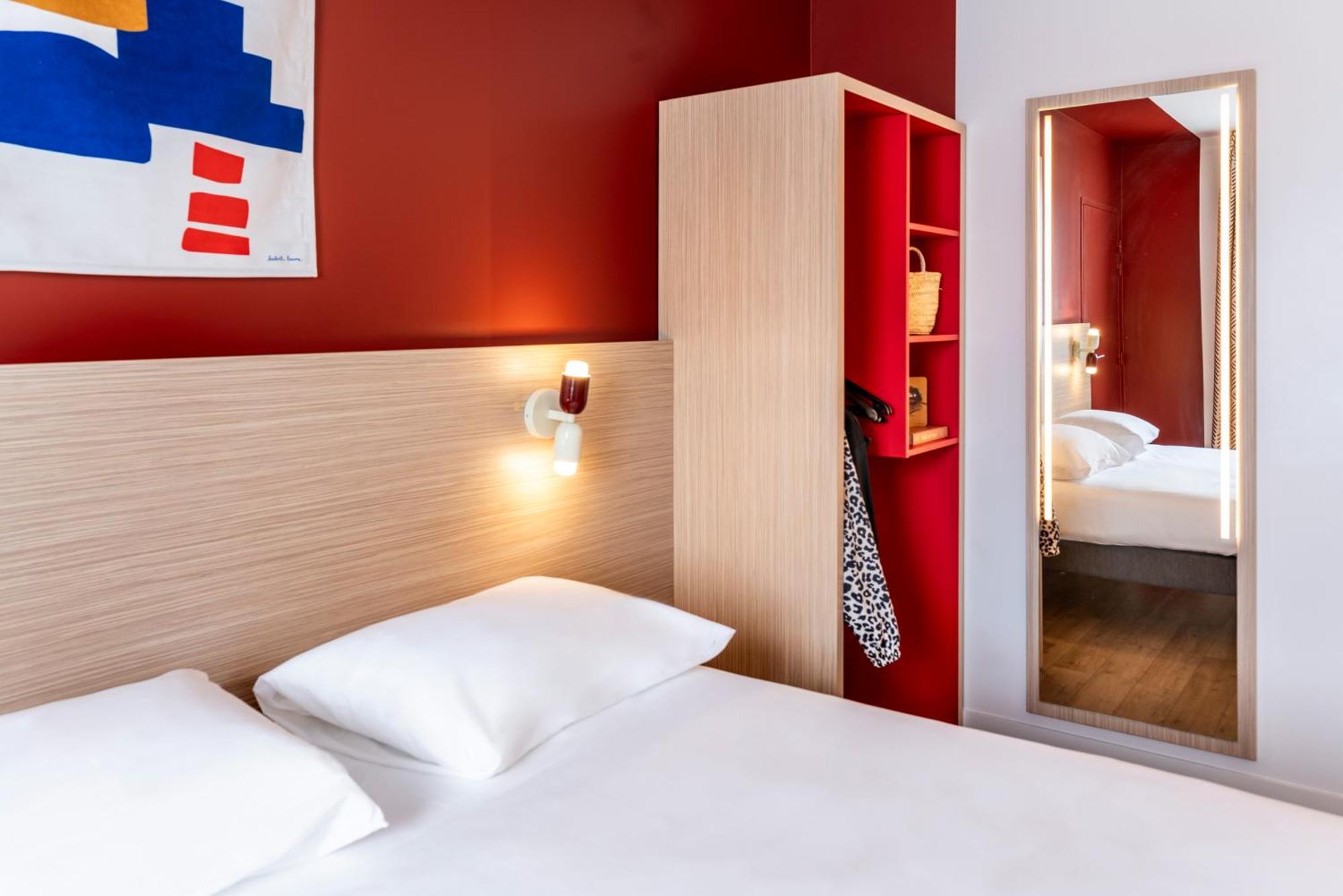 ホテル Ibis Styles Prevessin Geneve Aeroport エクステリア 写真